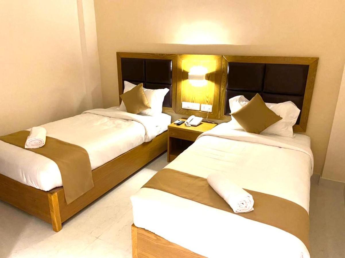 Tag Hotels Irugur Luaran gambar